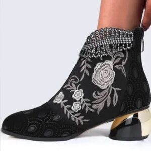 Elegant Black Embroidered Ankle Boots.  Size: 9 (40)